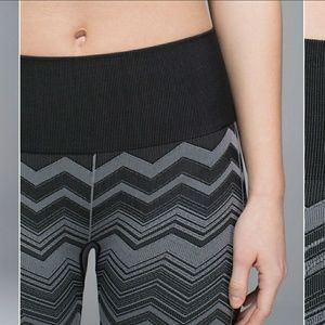 Lululemon ebb to street pant sz 2 NWOT